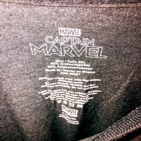 MARVEL Captain Marvel Graphic Tee - Picture 4 of 4